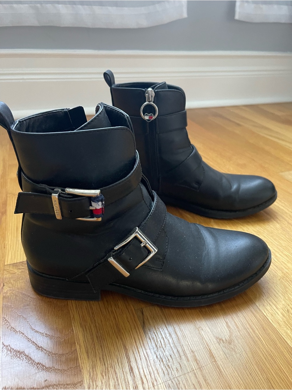 Tommy Hilfiger Girls Black Buckle Moto Ankle Boots size 4